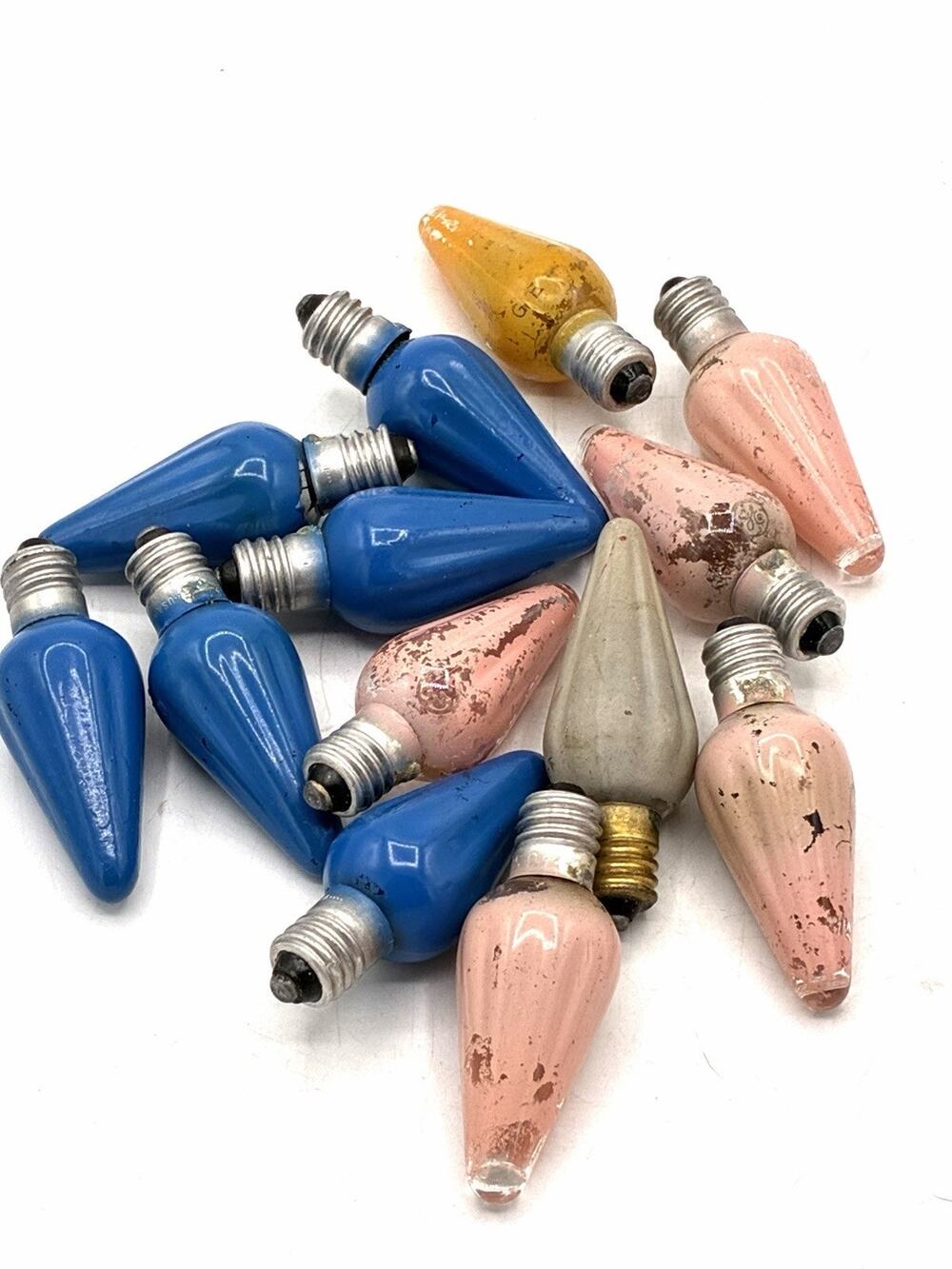 Lot 13 Vintage GE C6 Christmas Bulbs Blue Pink Milk Glass Flame Tip Replace